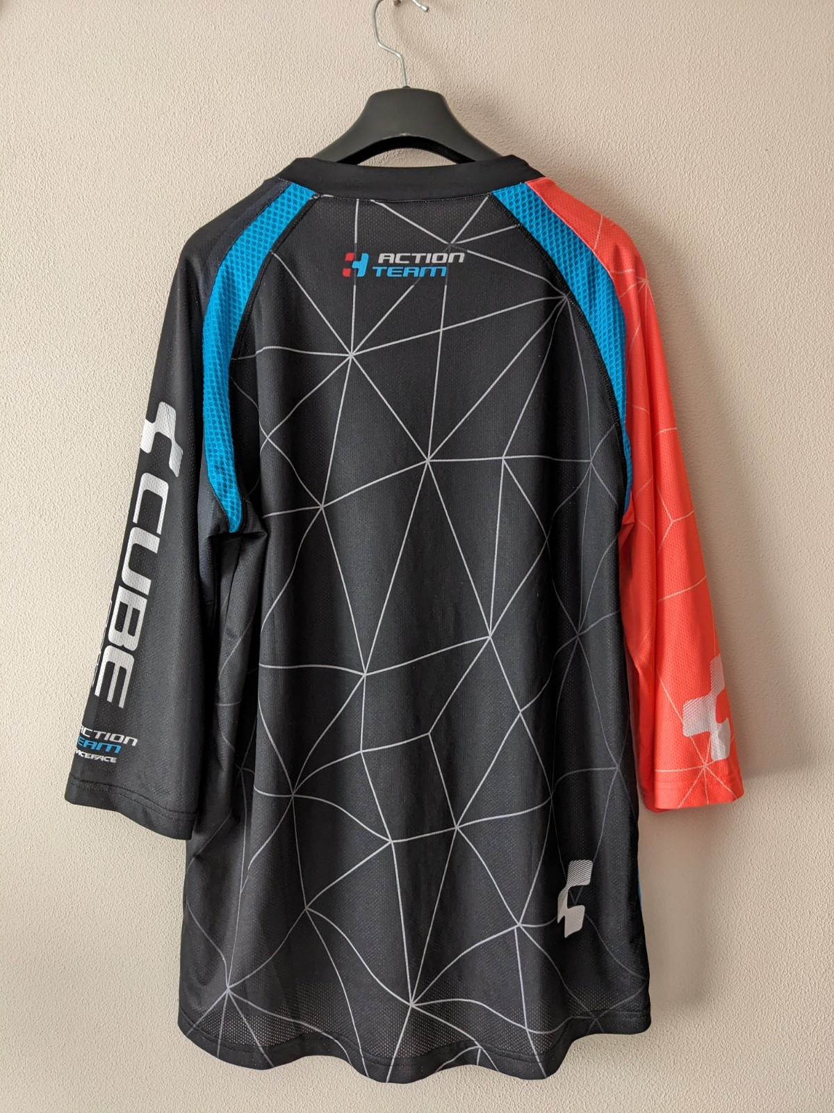 Cube Action Signature Cycling Jersey Round-Neck sleeve 3/4 size L