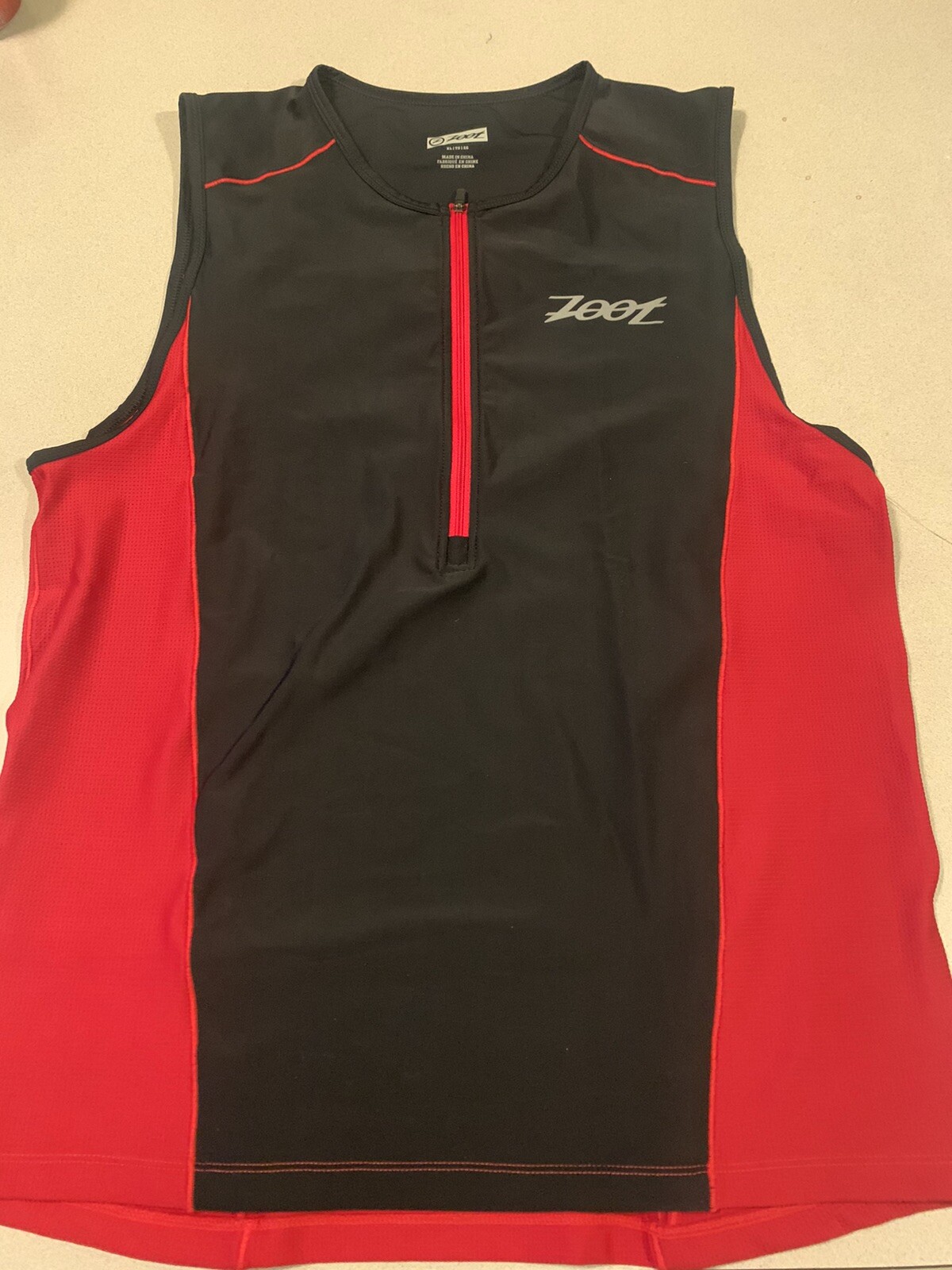 Zoot Unisex size XL red and black cycling vest Great Condition Slightly Use