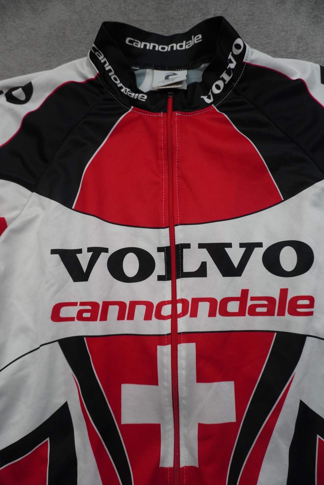 Cannondale Volvo Team Cycling Jersey Mens XL Red White Black Half Zip USA