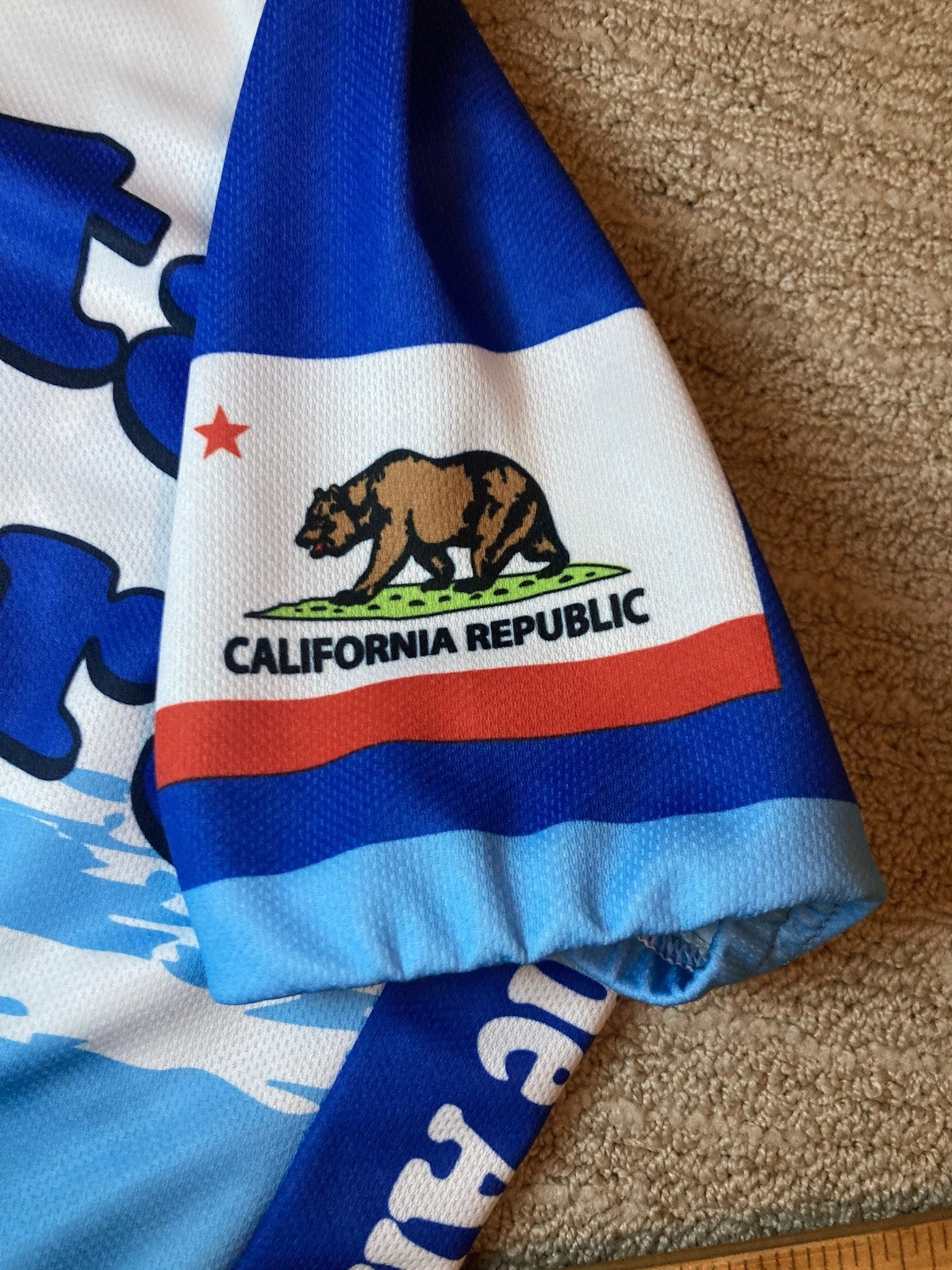 World Jerseys Santa Barbara Cycling Jersey Women’s Medium American Riviera