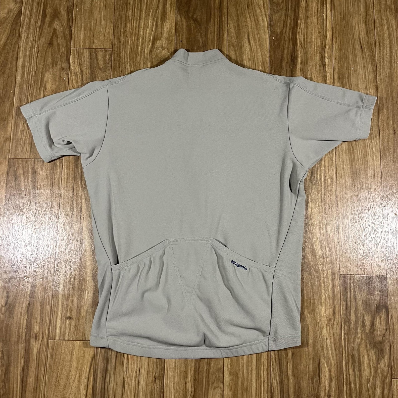Patagonia Cycling Jersey Mens M Gray 1/4 Zip Bike Back Pockets Made In USA