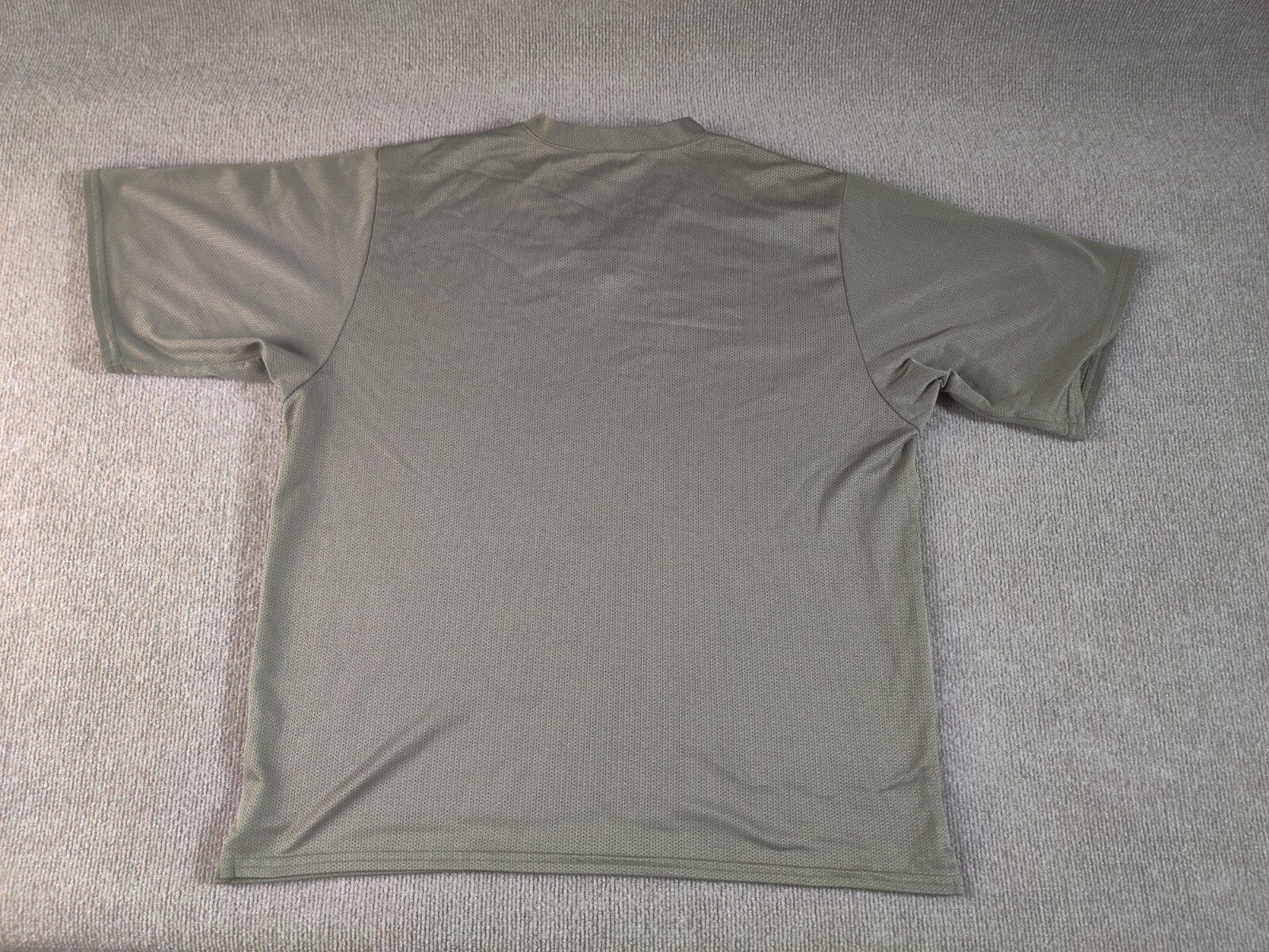 Pearl Izumi Cycling T-Shirt Men’s LG Spring 01 V-Neck S/S Brown? Gray? Made USA