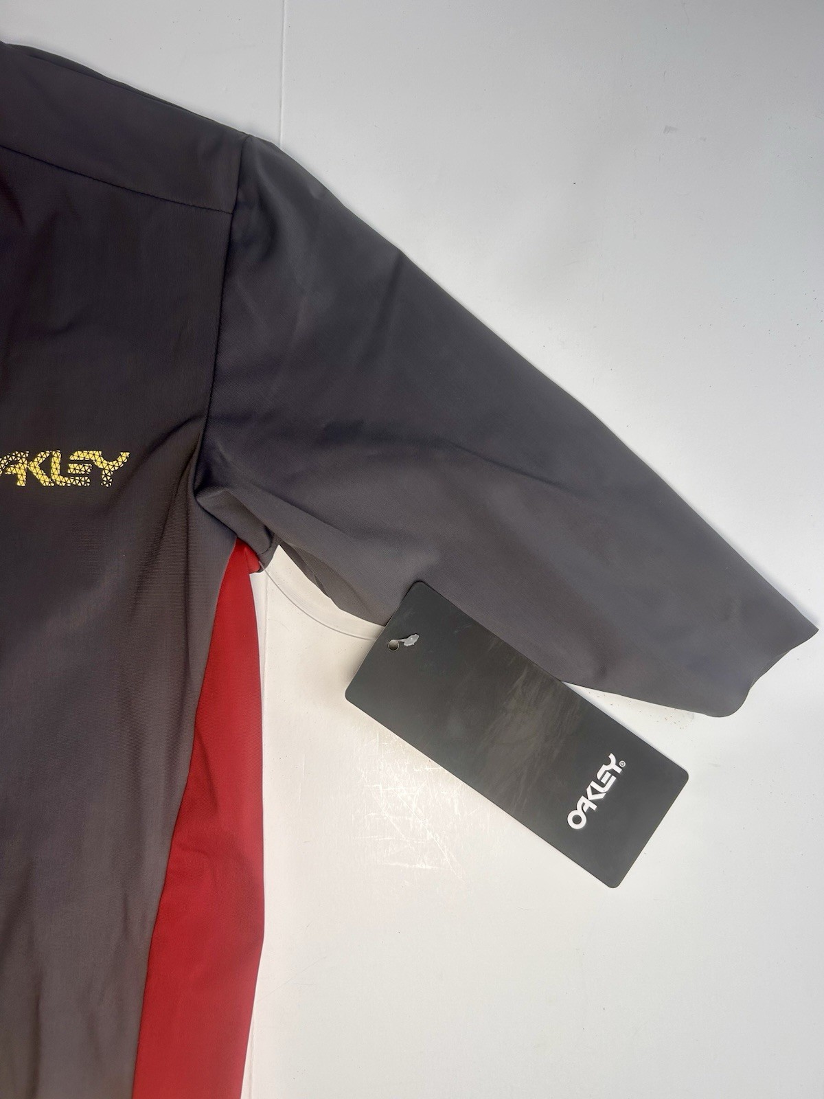 Oakley Point To Point Cycling Jersey T-shirt Forged Iron Size Small Full Zip SS