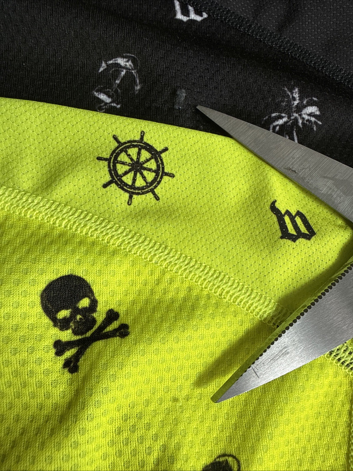 Wattie Ink Women Cycling Jersey Medium Neon Yellow And Black Pirate Skull Print