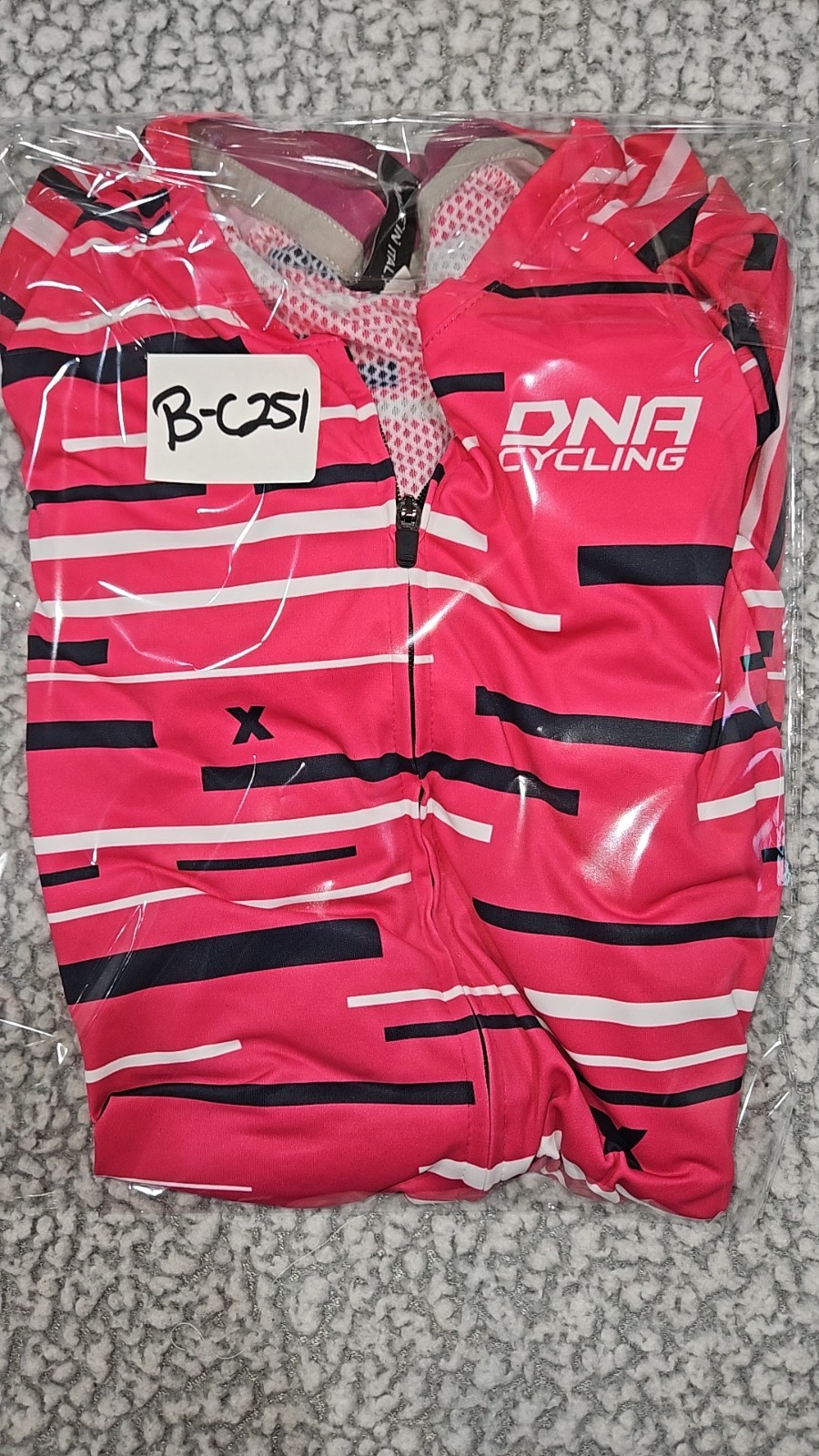 DNA Cycling Pro Jersey Womens M Pink Striped Full Zip Made in Italy Athletic Fit
