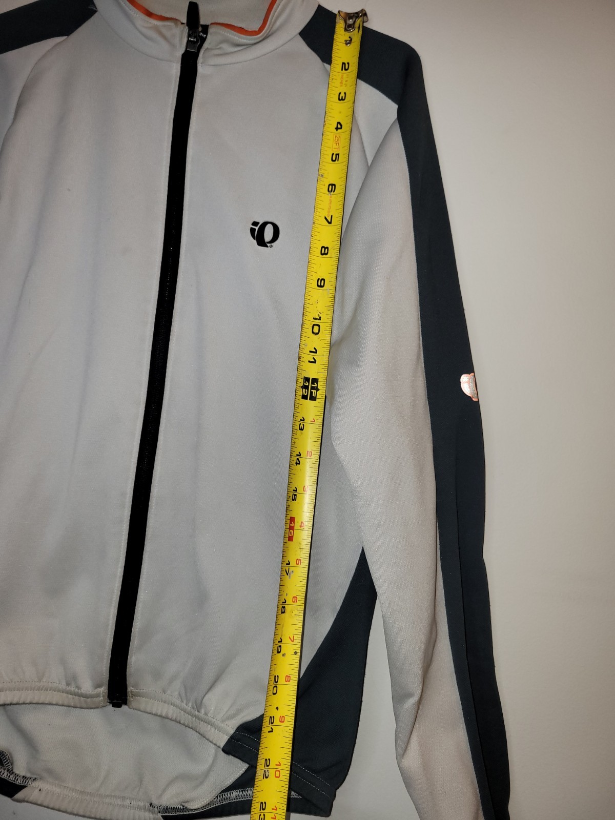 Pearl Izumi Full Zip Cycling Jersey White / Cream Long Sleeve- Men’s Small-Macau