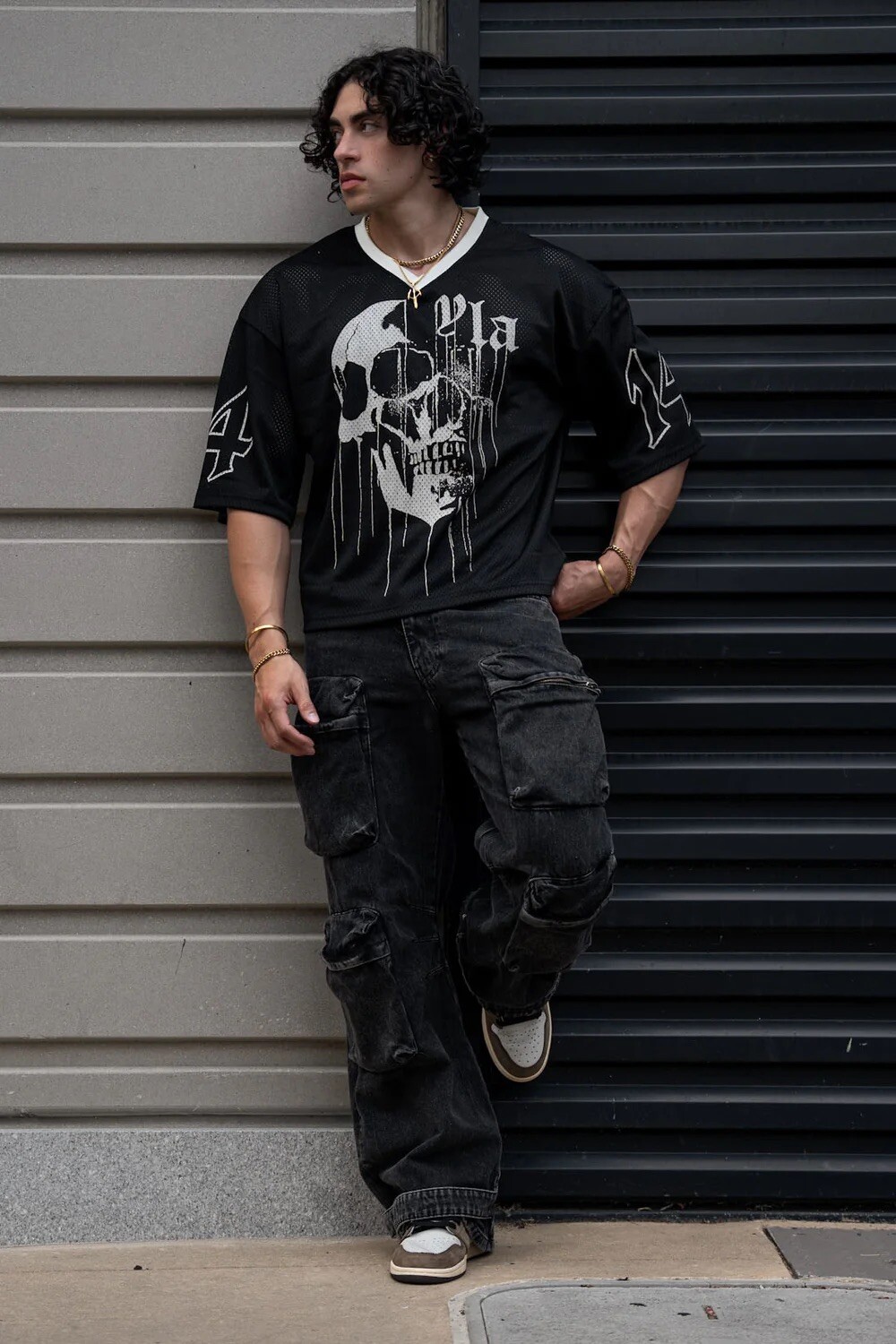 YoungLA- 4015- DRIPPY SKULL JERSEY – Black – Size Small