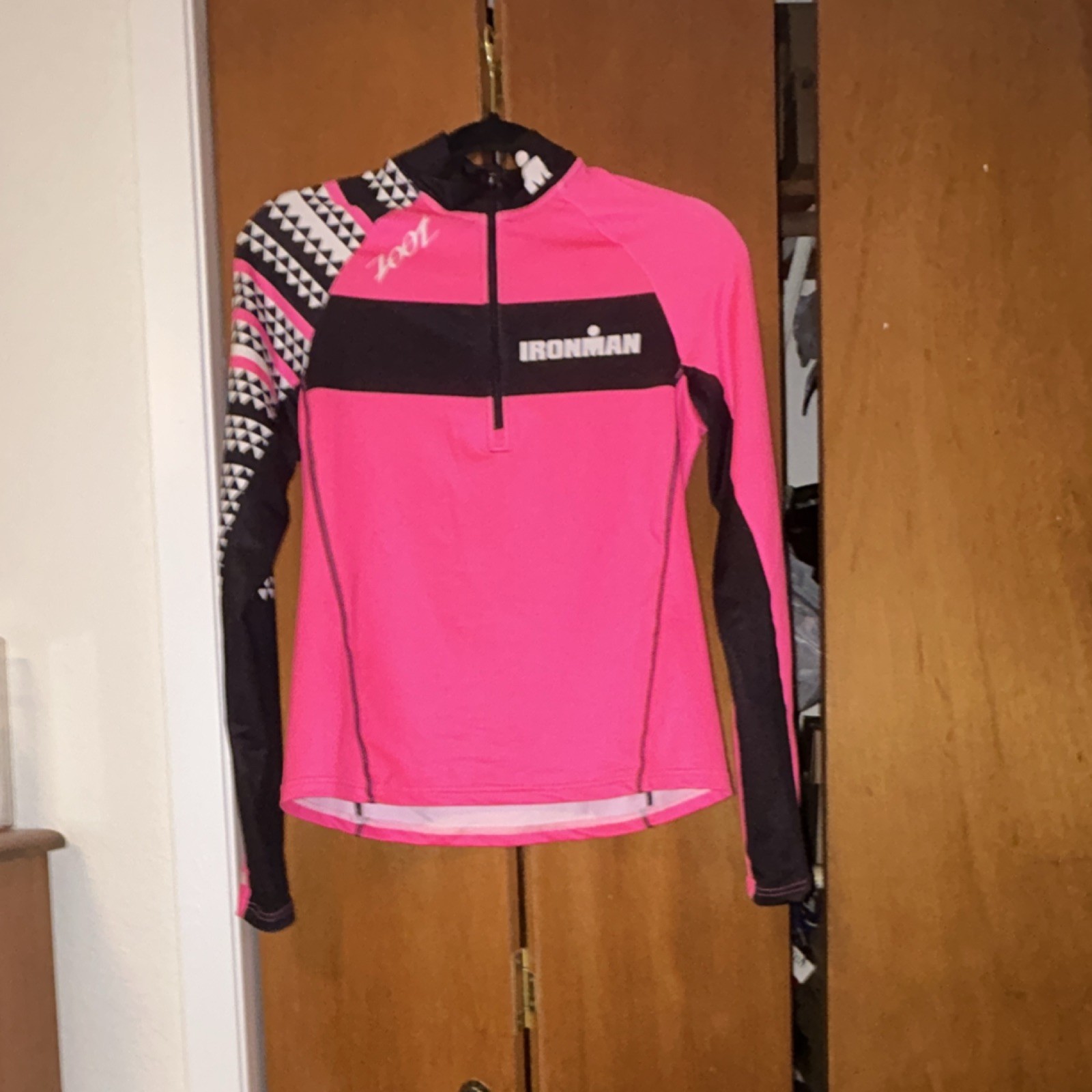 Zoot Ironman Women’s S Cycling Jersey Pink Black White 1/4 Zip Long Sleeve 0284