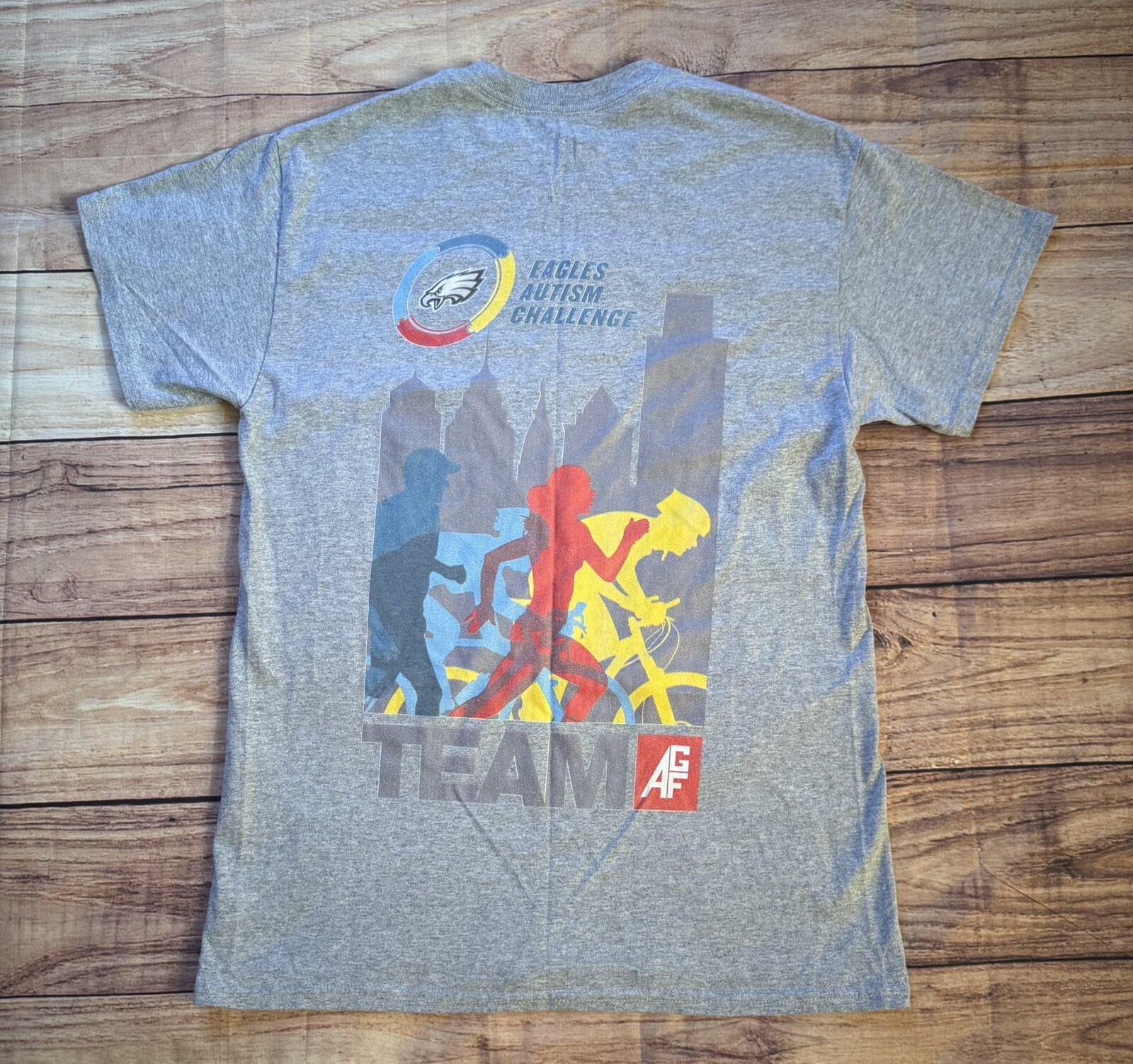 Philadelphia Eagles Autism Challenge Cycling T Shirt Women’s Medium M Gray Rare