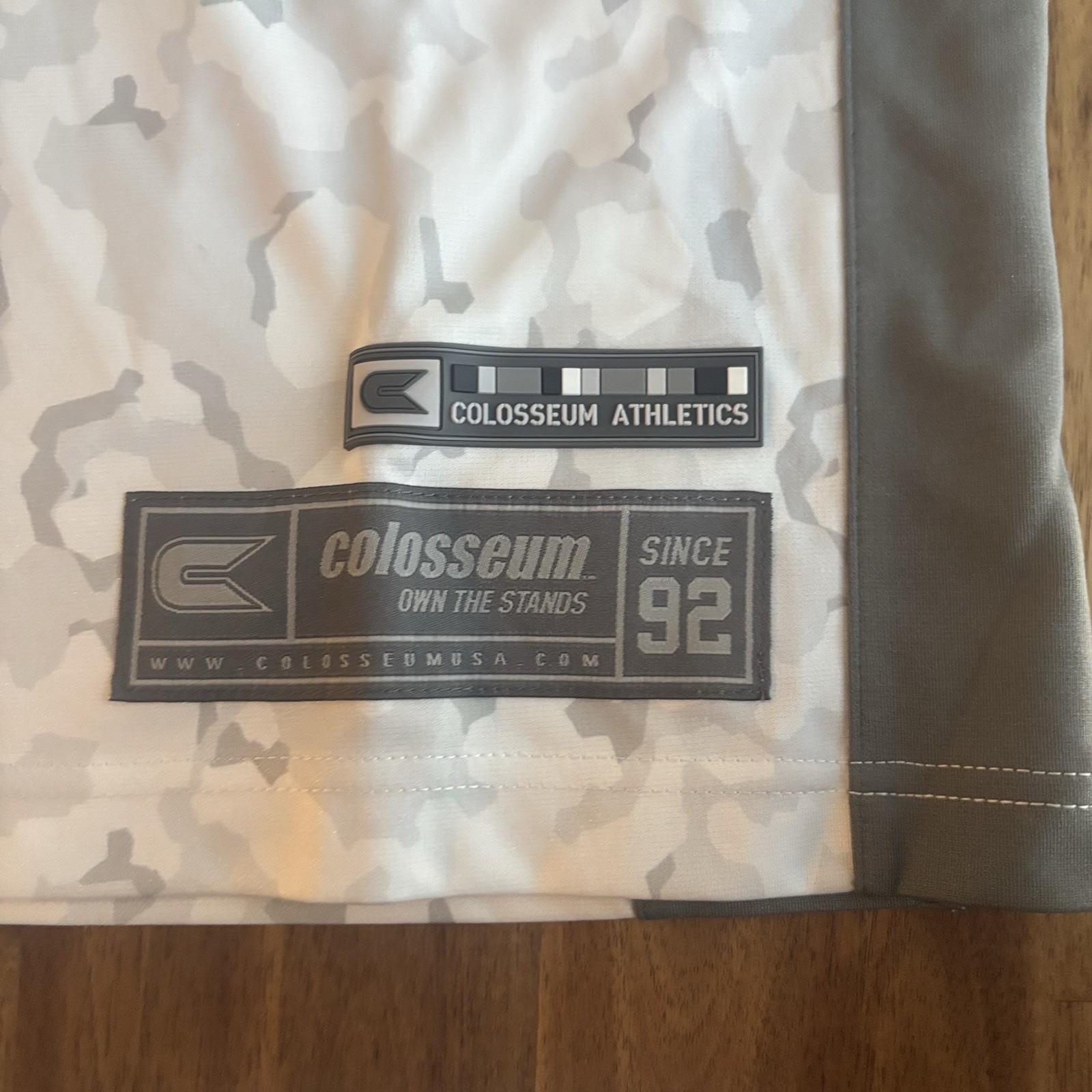Colosseum Athletics Navy #1 Men’s Jersey Size L American Flag Athletic Sport NWT