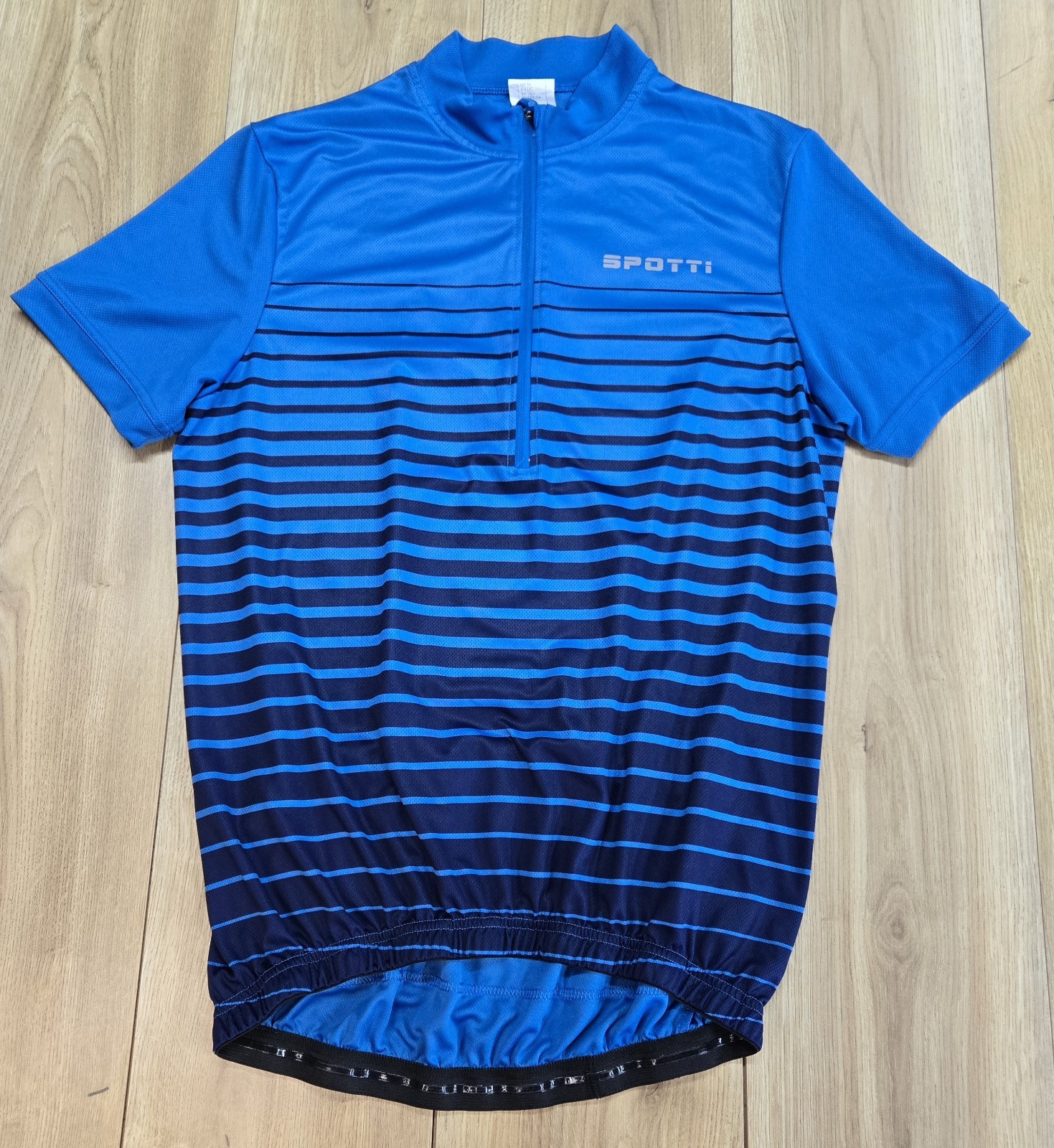 SPOTTI Cycling Jersey Mens Sz Large, Back Zipper Pocket, Non-Skid Waist