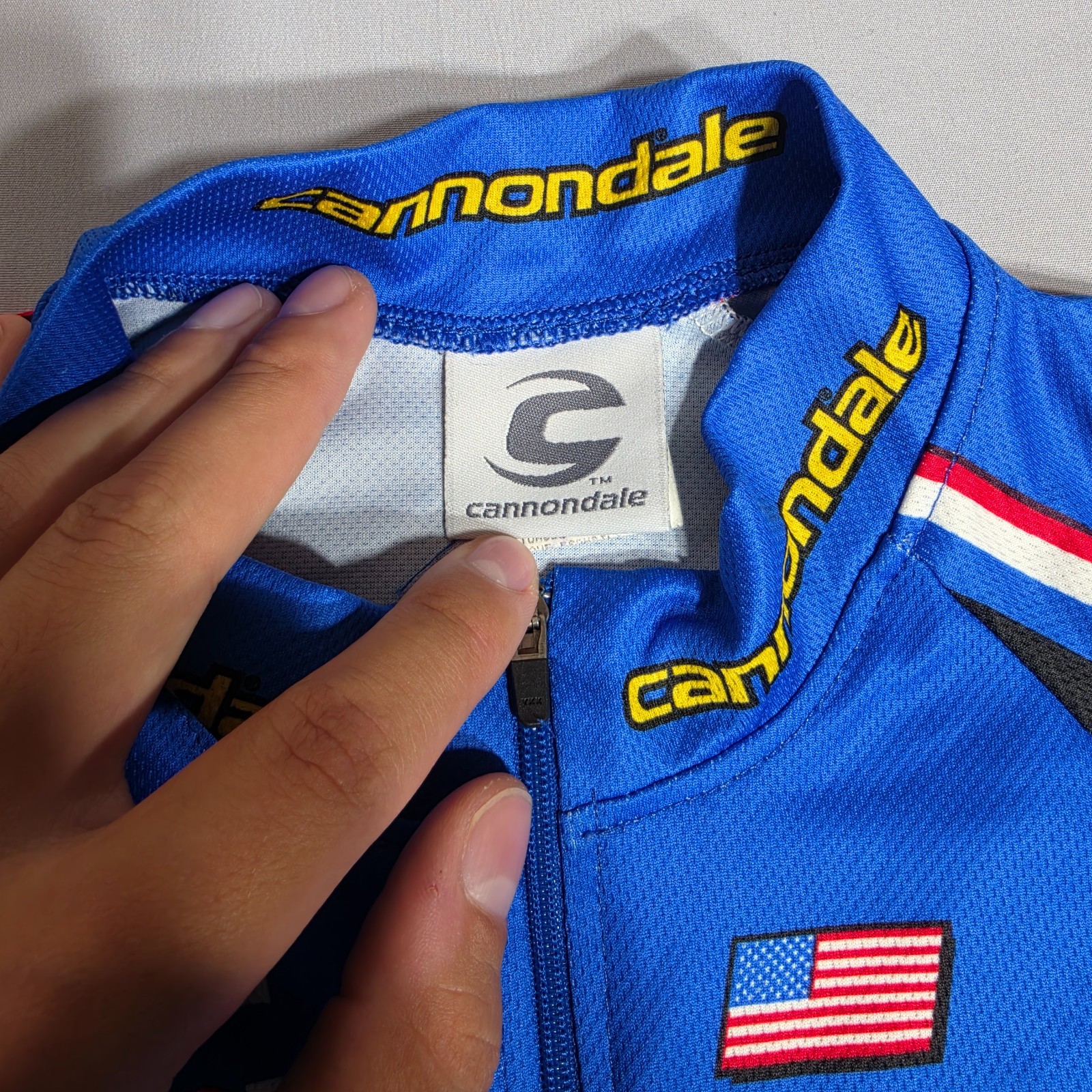 Cannondale Volvo Cycling Jersey Mens Large Full Zip Light Wear Red White Blue