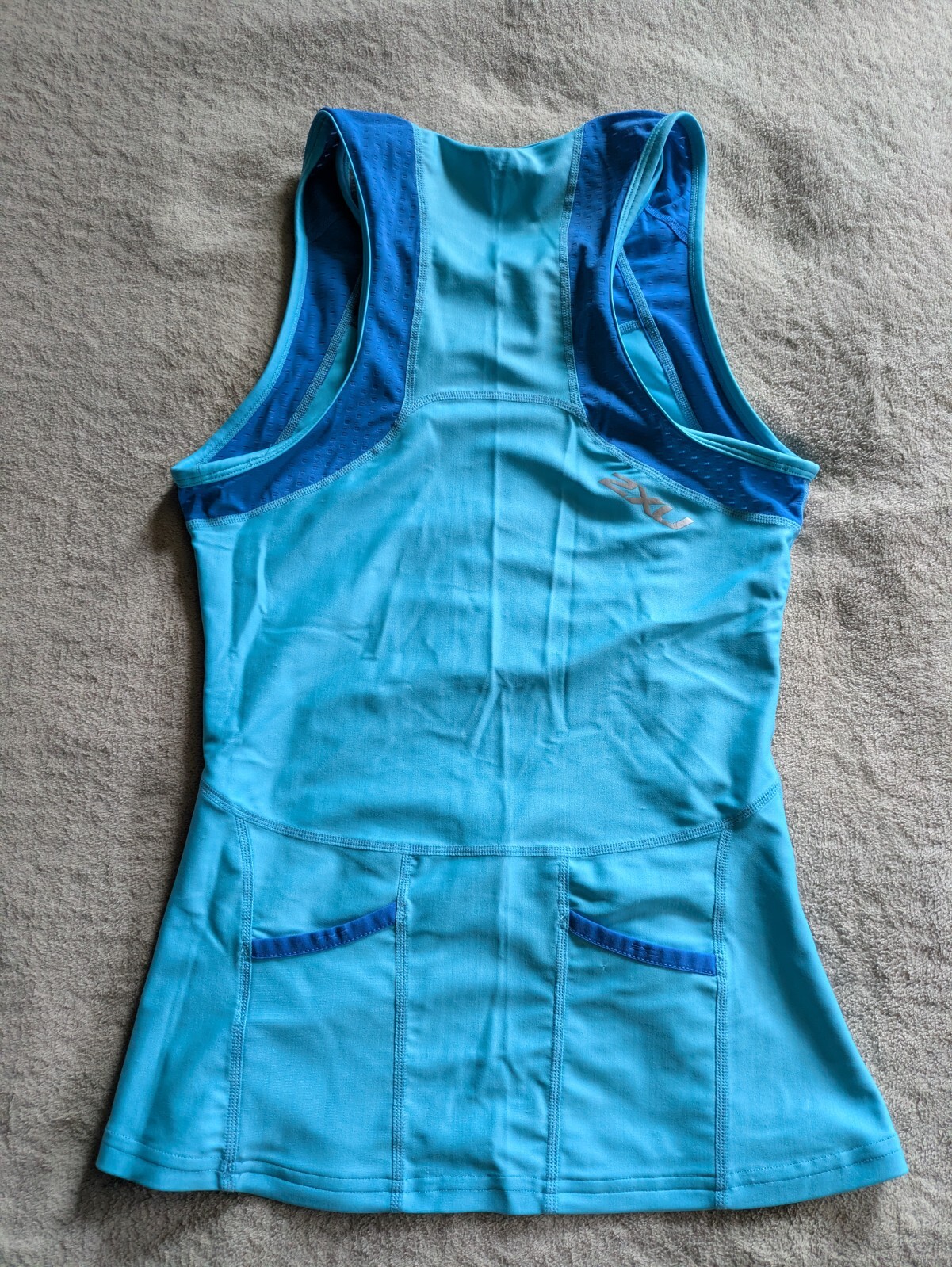 2XU Tri Triathlon Top Jersey Womens M Sleeveless Cycling Blue